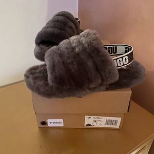 Brand New ; Uggs Fluff Charcoal Slides